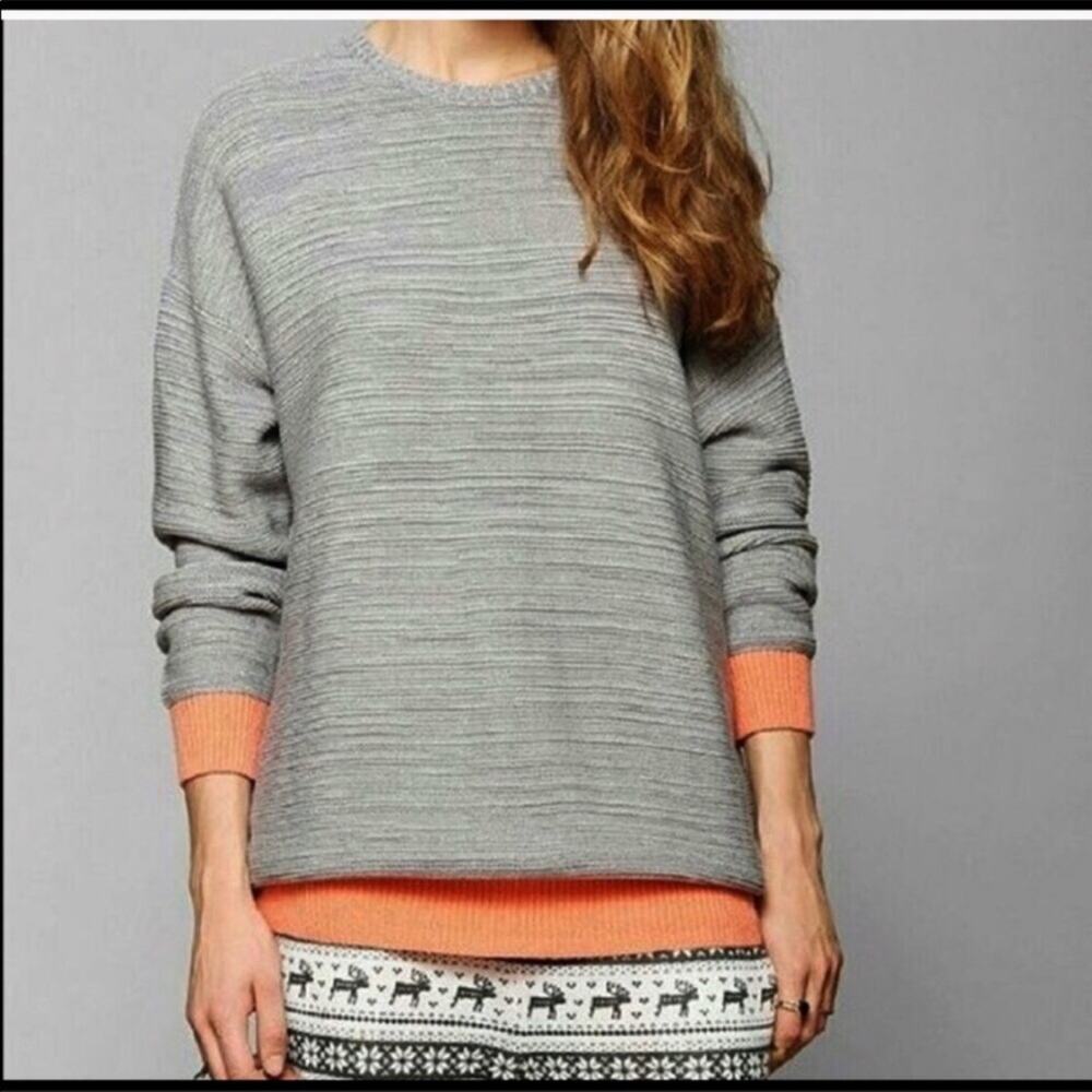 Urban Outfitters BDG Colorblock Crew Neck Sweater Grey Orange Size Small